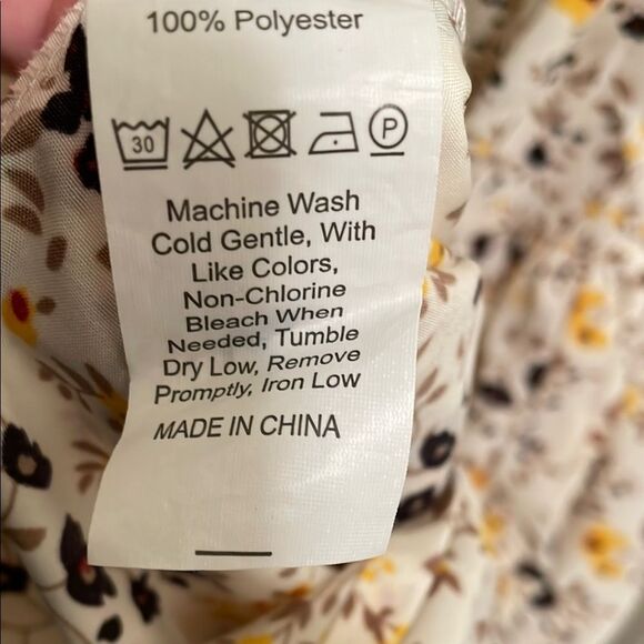 Shein Sun Dress Maxi Tiered Skirt Open Back Cream Ditsy‎ Floral Print Medium - Picture 7 of 8